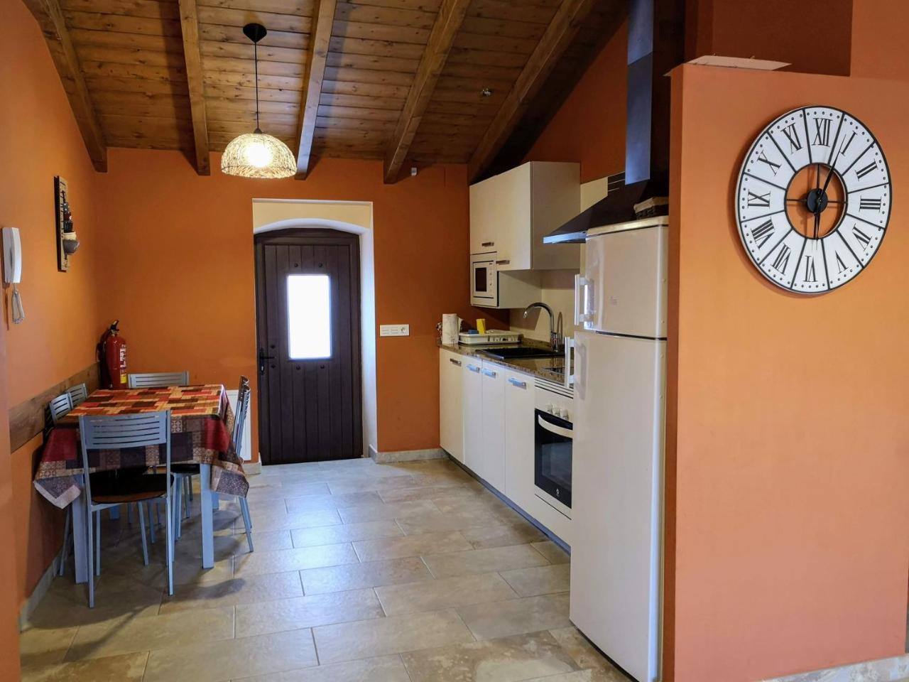 Casa Rural Abascal Cella Exterior photo